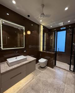 Bathroom Image of 3150 Sq.ft 3 BHK Builder Floor for sale in Sector 15 Faridabad for Rs. 28500000