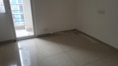 Bedroom Image of 1085 Sq.ft 2.5 BHK Apartment / Flat for rent in Express Zenith, Sector 77 Noida for Rs. 31250