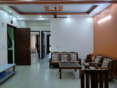 Living Room Image of 5200 Sq.ft 5 BHK Villa for sale in Sector 93B Noida for Rs. 150000000