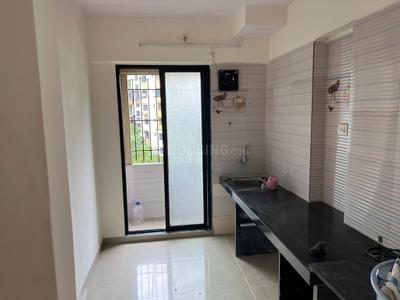 Kitchen Image of 900 Sq.ft 2 BHK Apartment / Flat for sale in Lodha Paradise, Thane West Thane for Rs. 9750000