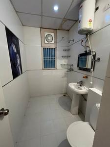 Bathroom Image of 3250 Sq.ft 3 BHK Builder Floor for rent in Essel Suncity 35, Suncity Township-I Rohtak for Rs. 35000