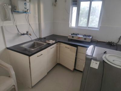 Kitchen Image of 571 Sq.ft 1 BHK Apartment / Flat for rent in Amanora Park Town, Hadapsar Pune for Rs. 29000