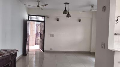 Living Room Image of 1050 Sq.ft 2 BHK Apartment / Flat for rent in Crossings GH7 Crossings Republik, Crossings Republik Ghaziabad for Rs. 18000