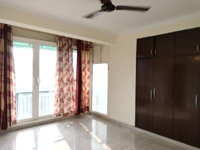 Bedroom Image of 2200 Sq.ft 4 BHK Apartment / Flat for rent in Sector 23 Dwarka New Delhi for Rs. 57000
