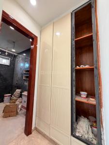 Bedroom Image of 2205 Sq.ft 4 BHK Builder Floor for sale in Ashok Vihar New Delhi for Rs. 40000000