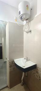 Bathroom Image of 1150 Sq.ft 3 BHK Apartment / Flat for rent in Harshit Lifestyle phase 1, Ayodhya Bypass Bhopal for Rs. 25000
