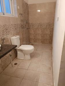 Bathroom Image of 2350 Sq.ft 3 BHK Apartment / Flat for rent in ATS Casa Espana, Bar Majra Mohali for Rs. 46000