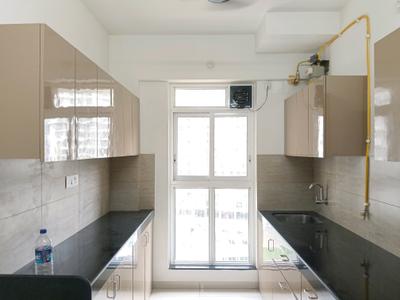 Kitchen Image of 750 Sq.ft 2 BHK Apartment / Flat for rent in Kasarvadavali Thane for Rs. 27596