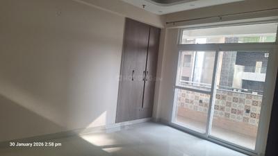Bedroom Image of 2500 Sq.ft 3.5 BHK Apartment / Flat for sale in Alpha II Greater Noida for Rs. 60000000