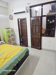 Bedroom Image of 2900 Sq.ft 2 BHK Builder Floor for rent in Gomti Nagar Lucknow for Rs. 25000