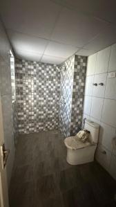 Bathroom Image of 2650 Sq.ft 4.5 BHK Apartment / Flat for sale in Astrum La Regencia, Huda Sectors Panipat for Rs. 17500000