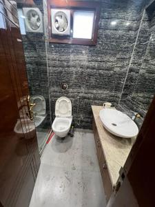Image of 1650 Sq.ft 3 BHK Builder Floor for sale in Patel Nagar, New Delhi for Rs. 45000000