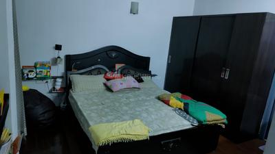 Bedroom Image of 1149 Sq.ft 2 BHK Apartment / Flat for rent in Saviour Greenisle, Crossings Republik Ghaziabad for Rs. 20000