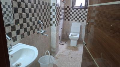 Image of 750 Sq.ft 2 BHK Apartment / Flat for rent in Chhattarpur, New Delhi for Rs. 26000