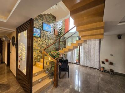 Hall Image of 9000 Sq.ft 11 BHK Independent House for sale in Judicial Layout Bengaluru for Rs. 150000000
