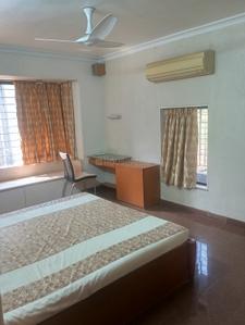 Bedroom Image of 1600 Sq.ft 3 BHK Apartment / Flat for sale in Malad East Mumbai for Rs. 34000000