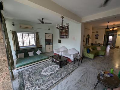 Hall Image of 2200 Sq.ft 4 BHK Apartment / Flat for sale in Bangur Avenue Kolkata for Rs. 12400000