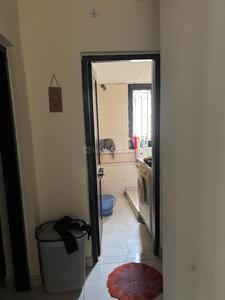 Image of 1500 Sq.ft 4 BHK Apartment / Flat for rent in Mahavir Apartment, Sector 29, Noida for Rs. 49000