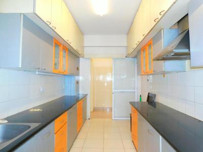 Kitchen Image of 1973 Sq.ft 3 BHK Apartment / Flat for sale in Sattva Splendor, Jeevan Bima Nagar Bengaluru for Rs. 29000000
