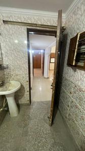 Bathroom Image of 990 Sq.ft 2 BHK Builder Floor for sale in Vikaspuri New Delhi for Rs. 12800000
