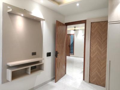 Bedroom Image of 1100 Sq.ft 3 BHK Builder Floor for sale in DDA Residential Flats, Sector 8 Dwarka New Delhi for Rs. 19000000
