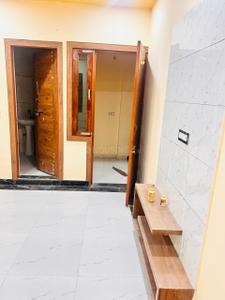 Bedroom Image of 1000 Sq.ft 3 BHK Builder Floor for rent in Shastripuram Agra for Rs. 15000