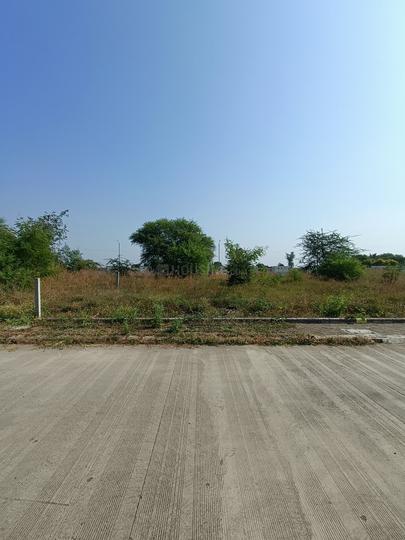 Aarone County Walk Plots Main Image 1