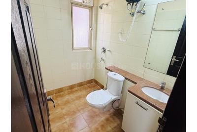 Bathroom Image of 2061 Sq.ft 3 BHK Apartment / Flat for sale in Orchid Petals, Sector 49 Gurgaon for Rs. 36000000