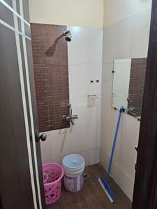 Bathroom Image of 1100 Sq.ft 2 BHK Builder Floor for sale in Indirapuram Ghaziabad for Rs. 5500000