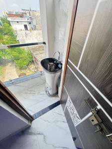 Balcony Image of 600 Sq.ft 1 BHK Independent House for rent in Vrindavan Yojana Lucknow for Rs. 8000