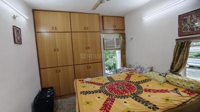 Bedroom Image of 1060 Sq.ft 2.5 BHK Apartment / Flat for rent in Navrangpura Ahmedabad for Rs. 30000