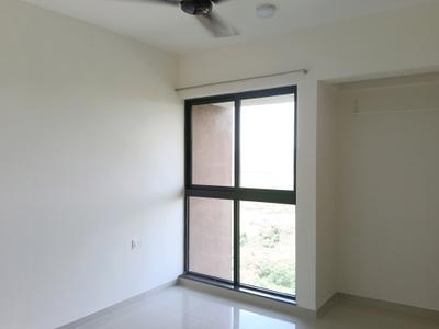 Bedroom Image of 900 Sq.ft 2 BHK Apartment / Flat for rent in Lodha Splendora, Kasarvadavali Thane for Rs. 28000