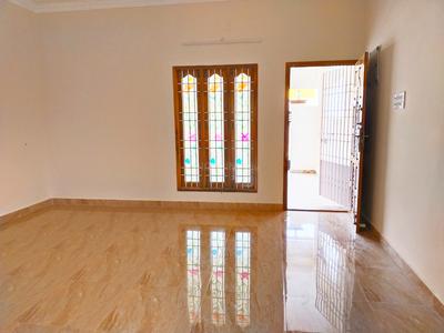 Hall Image of 1000 Sq.ft 2 BHK Independent House for sale in Kuthambakkam Chennai for Rs. 7000000