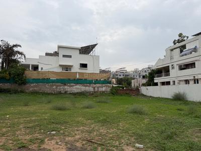 Image of 1000 Sq.ft Residential Plot / Land for sale in Thaltej, Ahmedabad for Rs. 155000000