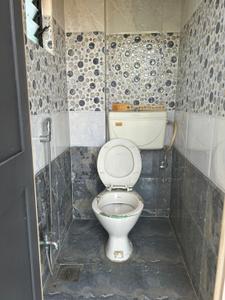 Bathroom Image of 570 Sq.ft 1 BHK Apartment / Flat for rent in Kharadi Pune for Rs. 16000