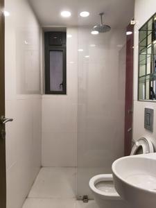 Bedroom Three Image of 1250 Sq.ft 3 BHK Apartment / Flat for sale in Indiabulls Blu Tower A, Worli Mumbai for Rs. 110000000