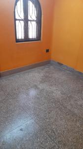 Hall Image of 700 Sq.ft 3 BHK Independent House for rent in Chinar Park Kolkata for Rs. 10000