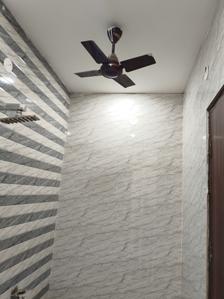 Bathroom Image of 900 Sq.ft 1 RK Builder Floor for rent in Haibowal Kalan Ludhiana for Rs. 12000