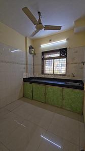 Kitchen Image of 500 Sq.ft 1 BHK Apartment / Flat for sale in Dahisar West Mumbai for Rs. 9500000