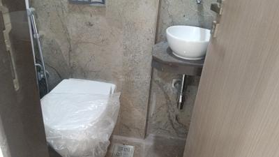 Image of 950 Sq.ft 2 BHK Apartment / Flat for rent in The Goyal Sati Darshan Apartment, Malad West, Mumbai for Rs. 72000