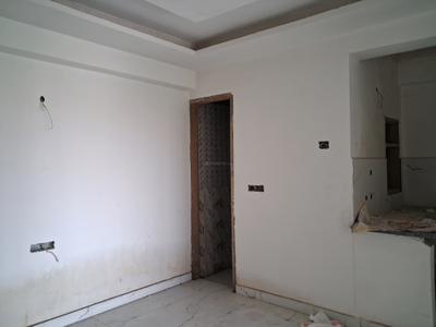 Living Room Image of 1050 Sq.ft 2 BHK Apartment / Flat for sale in Sector 101 Noida for Rs. 4600000