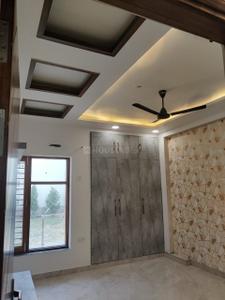 Bedroom Image of 3150 Sq.ft 3 BHK Builder Floor for rent in Sector 17 Faridabad for Rs. 30000