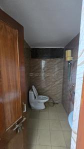 Bathroom Image of 4150 Sq.ft 3.5 BHK Independent House for sale in Sector 15A Noida for Rs. 125000000