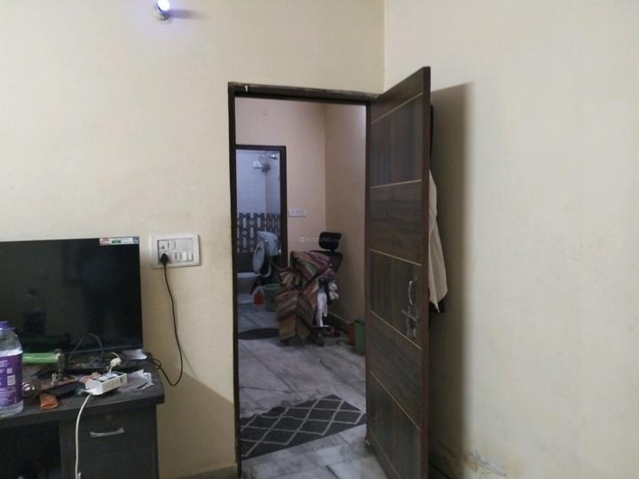 Block E, Patparganj Bedroom One 1