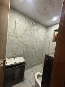 Bathroom Image of 2350 Sq.ft 3 BHK Builder Floor for rent in Omaxe Galleria, Sector 14 Bahadurgarh for Rs. 25000