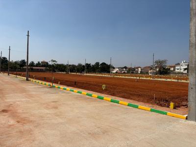 Image of 1200 Sq.ft Residential Plot / Land for sale in Shri Krishna Oasis, Devanahalli, Bengaluru for Rs. 1800990
