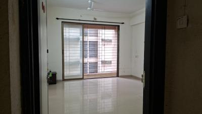 Living Room Image of 985 Sq.ft 2 BHK Apartment / Flat for sale in Nath Elite Homes, Kharghar Navi Mumbai for Rs. 10000000