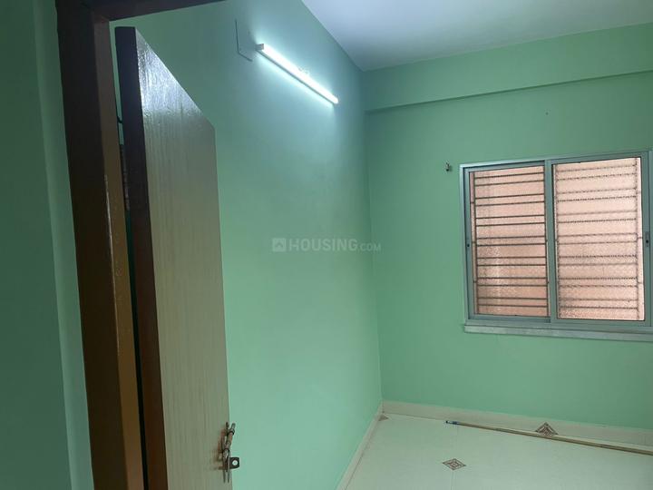 Near Dum Dum Station Standalone Apartment Bedroom 1