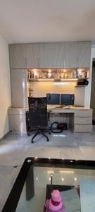 Bedroom Image of 1800 Sq.ft 3 BHK Apartment / Flat for rent in Swatantra Indraprastha Apartments II, Sector 32 Faridabad for Rs. 30000