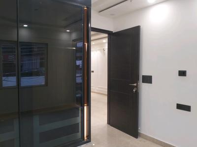 Bedroom Image of 950 Sq.ft 3 BHK Builder Floor for sale in Shalimar Bagh New Delhi for Rs. 19000000